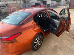 نيسان ألتيما